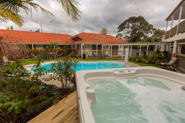 Hotel Summit Motor Lodge (Tauranga)